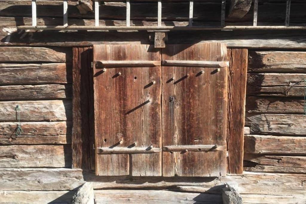 La Cabane De L'Homme Tranquille Le Tretien 外观 照片